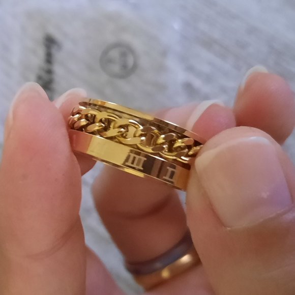 Men's Gold-Plated, Wide Band Spinner Ring with Roman Numerals NWT! - Size 7 - Picture 14 of 15